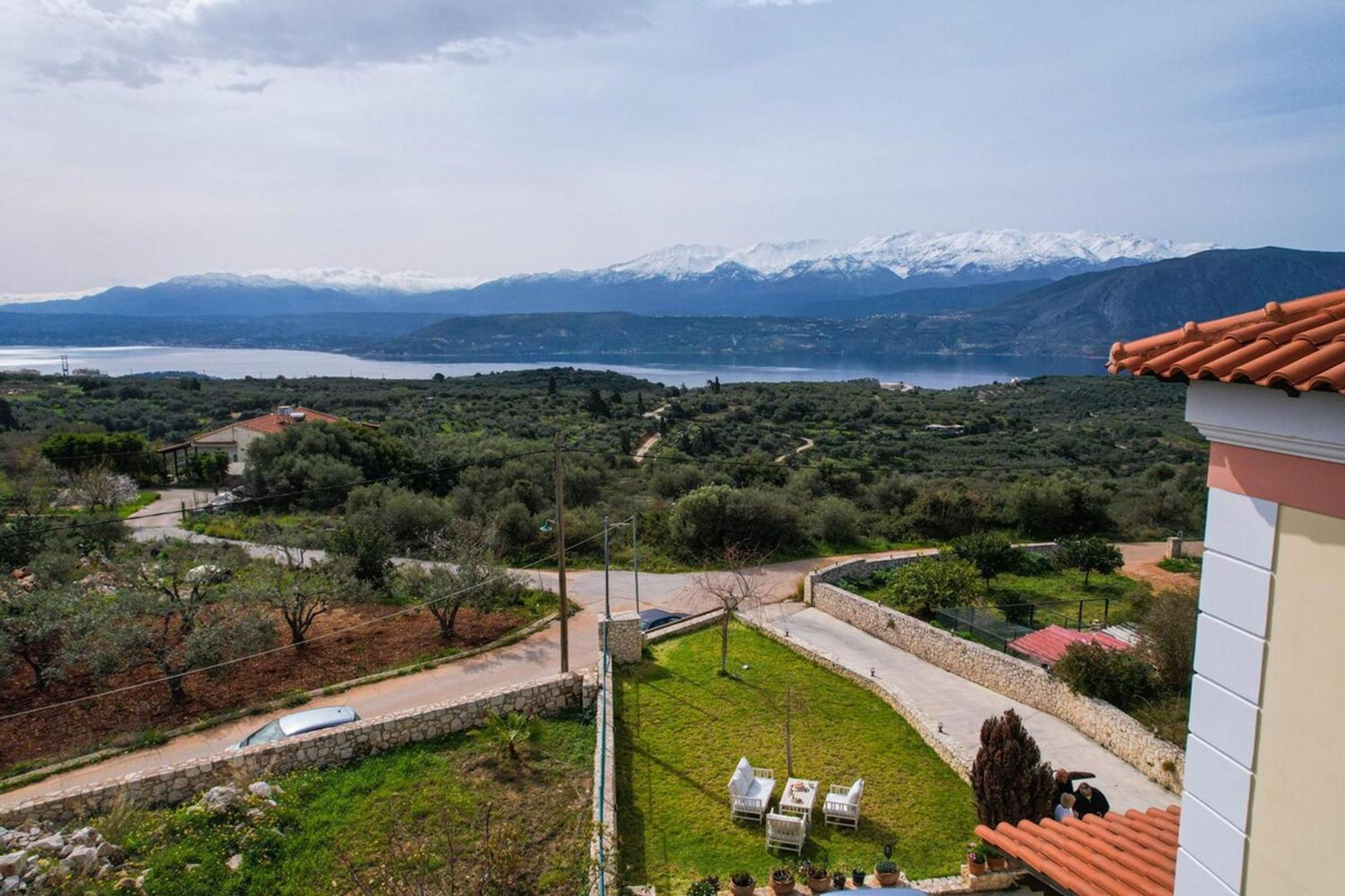 Villa Aitheras With Sea Views And Garden Στέρνες Εξωτερικό φωτογραφία
